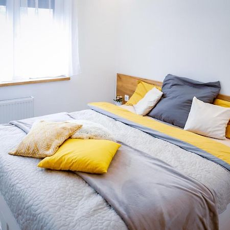 Cozy Apartment In The Downtown Győr Extérieur photo